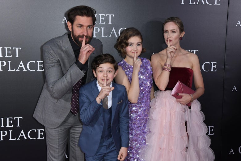 (L-R) John Krasinski, Noah Jupe, Millicent Simmonds and Emily Blunt attend the Paramount Pictures premiere for 'A Quiet Place' at AMC Lincoln Square Theater on April 2, 2018 in New York City. / AFP PHOTO / ANGELA WEISS (Photo credit should read ANGELA WEISS/AFP/Getty Images)